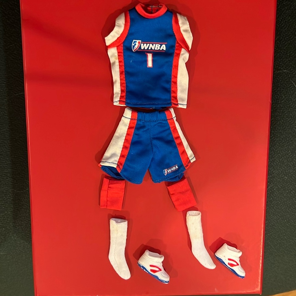 Vintage Barbie WNBA outfit